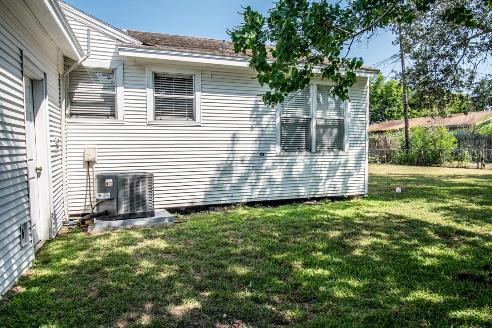 Seaside Serenity Dual Dwellings For Family & Frie Villa Corpus Christi Exterior photo